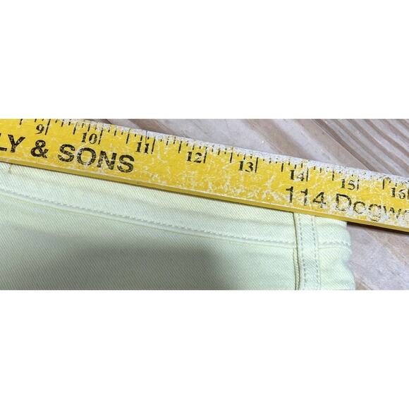 LOFT The Cut Off Short Yellow Denim High Rise 4" Inseam Cotton Stretch NWT Sz 27 - Picture 7 of 8